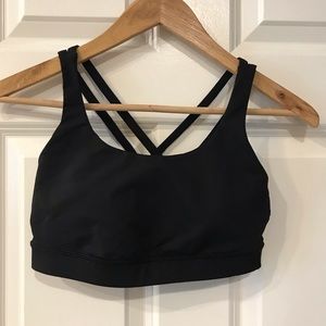 Lululemon Sports bra size 6